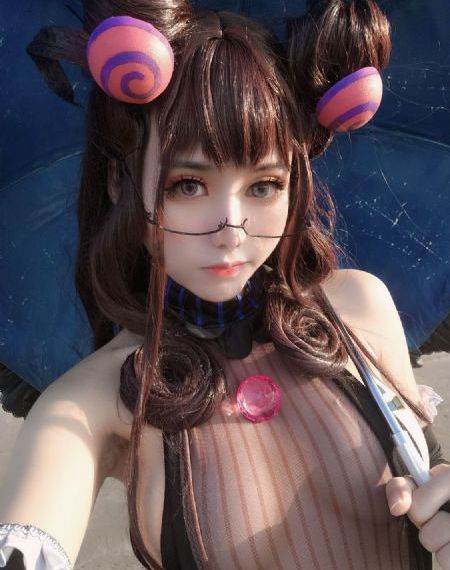 两个裸男脱了裤子摸j视频