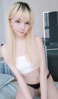 《纯白轮舞曲》