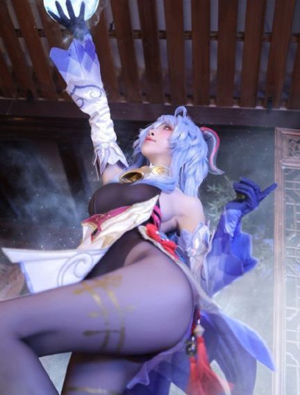 竹内纱里奈高潮监狱