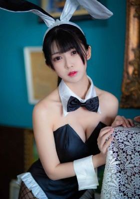 公啊～嗯去浴室里做h